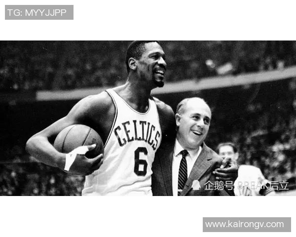 詹姆斯：篮球巨星的传奇旅程与不懈追求的精神启示