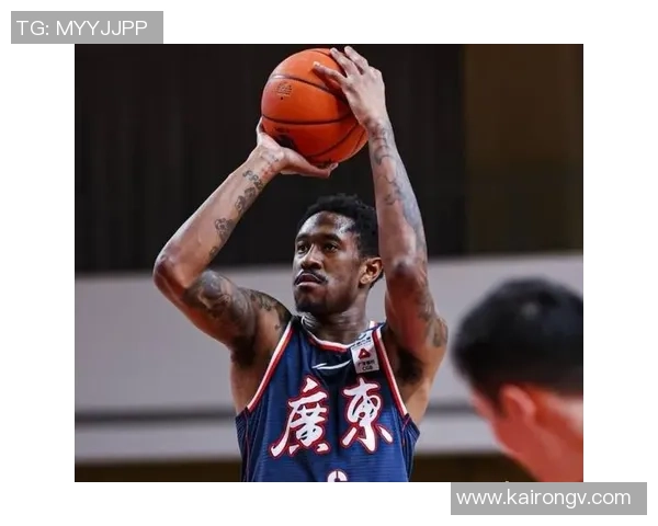 马尚布鲁克斯：从篮球新星到职业生涯巅峰的传奇之路